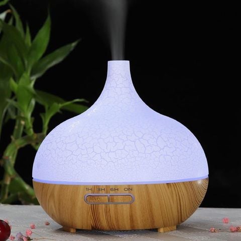 Máy khuếch tán tinh dầu siêu âm bầu tiên trứng 550ml đế vàng