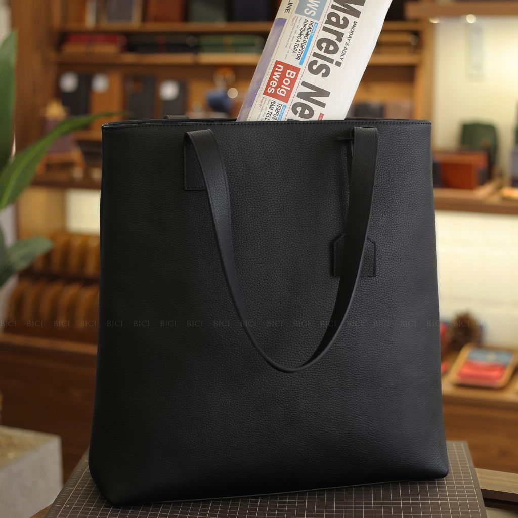 STRONG TOTE - BLACK