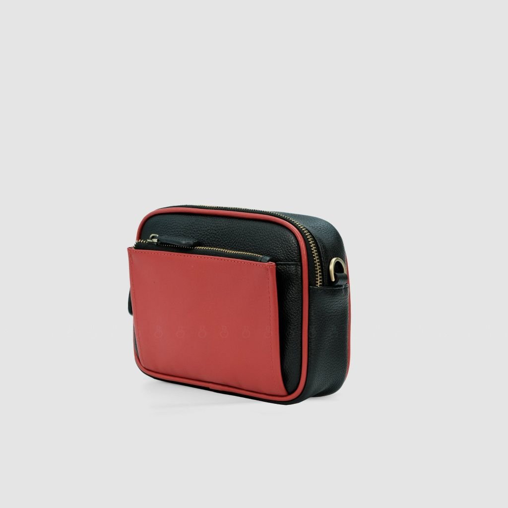 DEKAHORI - BLACK/RED