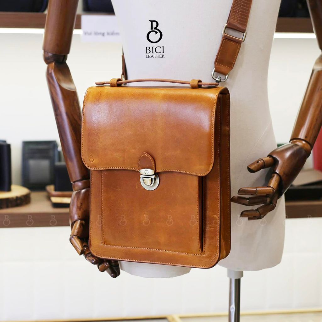 STANDING CLASSIC - IPAD BAG