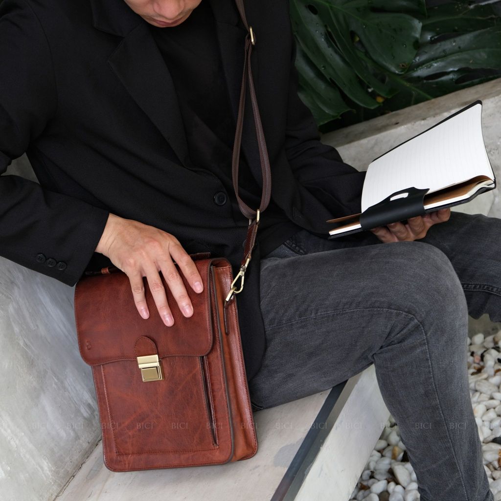 STANDING CLASSIC - IPAD BAG