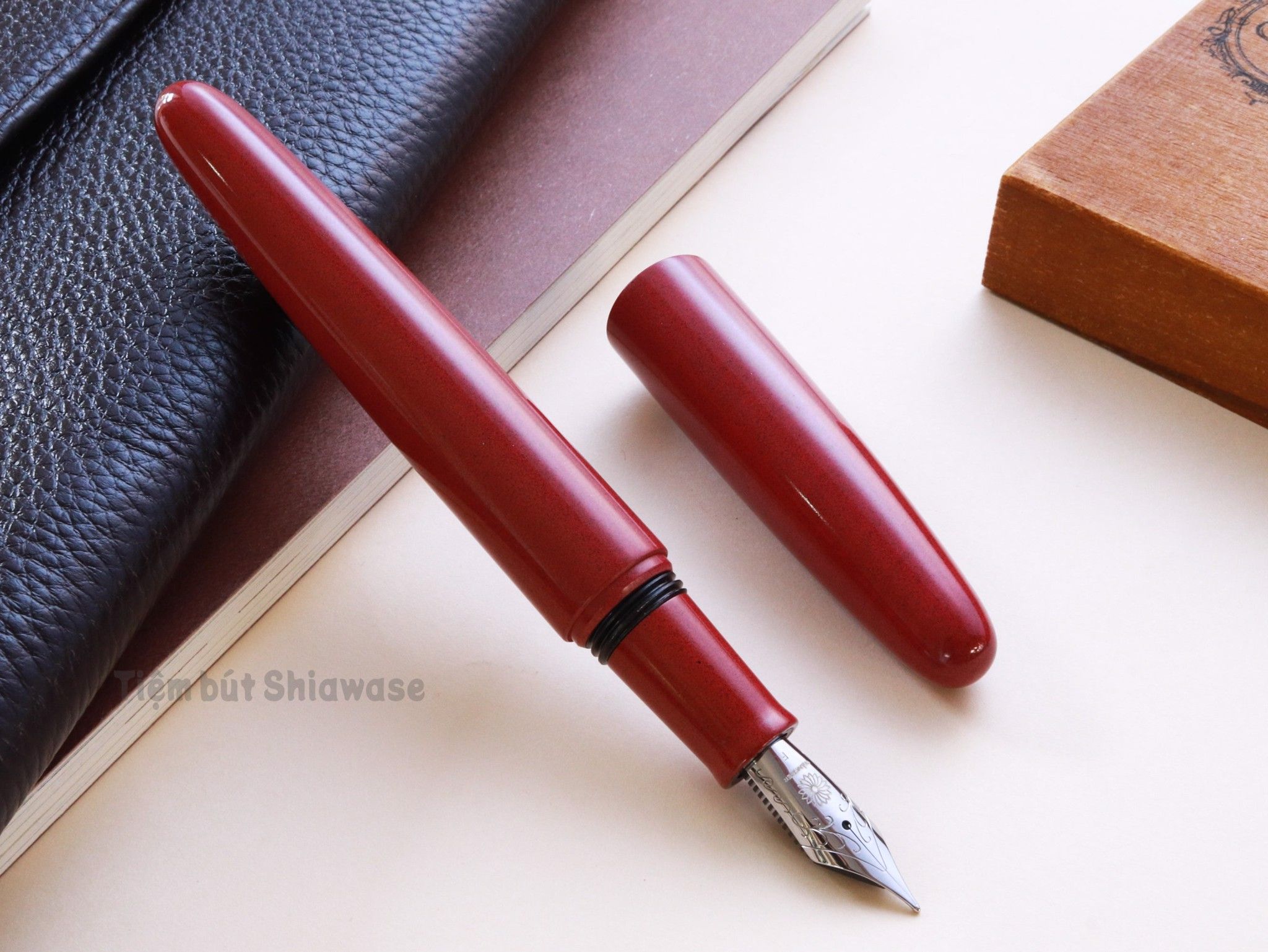  Bút Máy Wancher Dream Pen True Ebonite - Sand Red - Đỏ Đất 