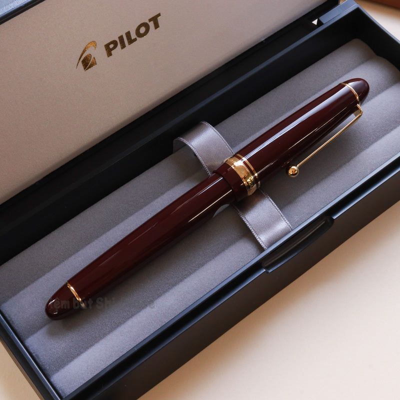  Bút Máy Pilot Custom 742 - Deep Red - Đỏ Đậm 