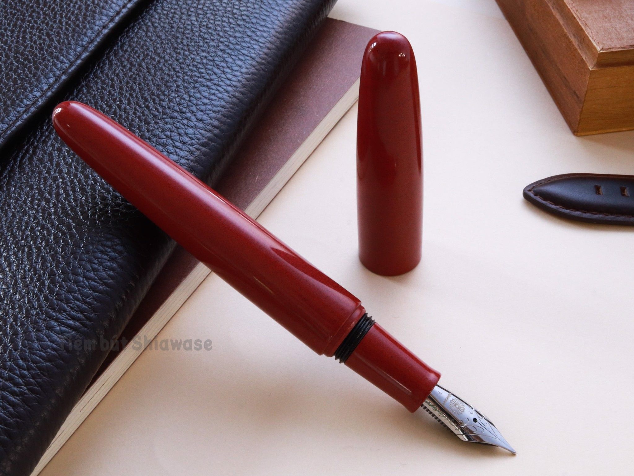  Bút Máy Wancher Dream Pen True Ebonite - Sand Red - Đỏ Đất 