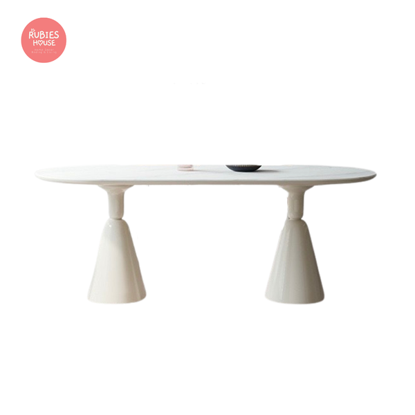Hình Bàn ăn Pion phong cách Bắc Âu Rubies House