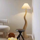  Đèn sàn sofa Twisted phòng khách Rubies House 