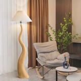  Đèn sàn sofa Twisted phòng khách Rubies House 