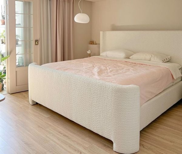 Giường ngủ bọc nệm cao cấp Sita Bed phong cách Bắc Âu Rubies House