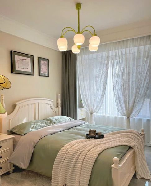 Hình ảnh Giường Gỗ PHỐI NỆM CLEBGI Rubies House