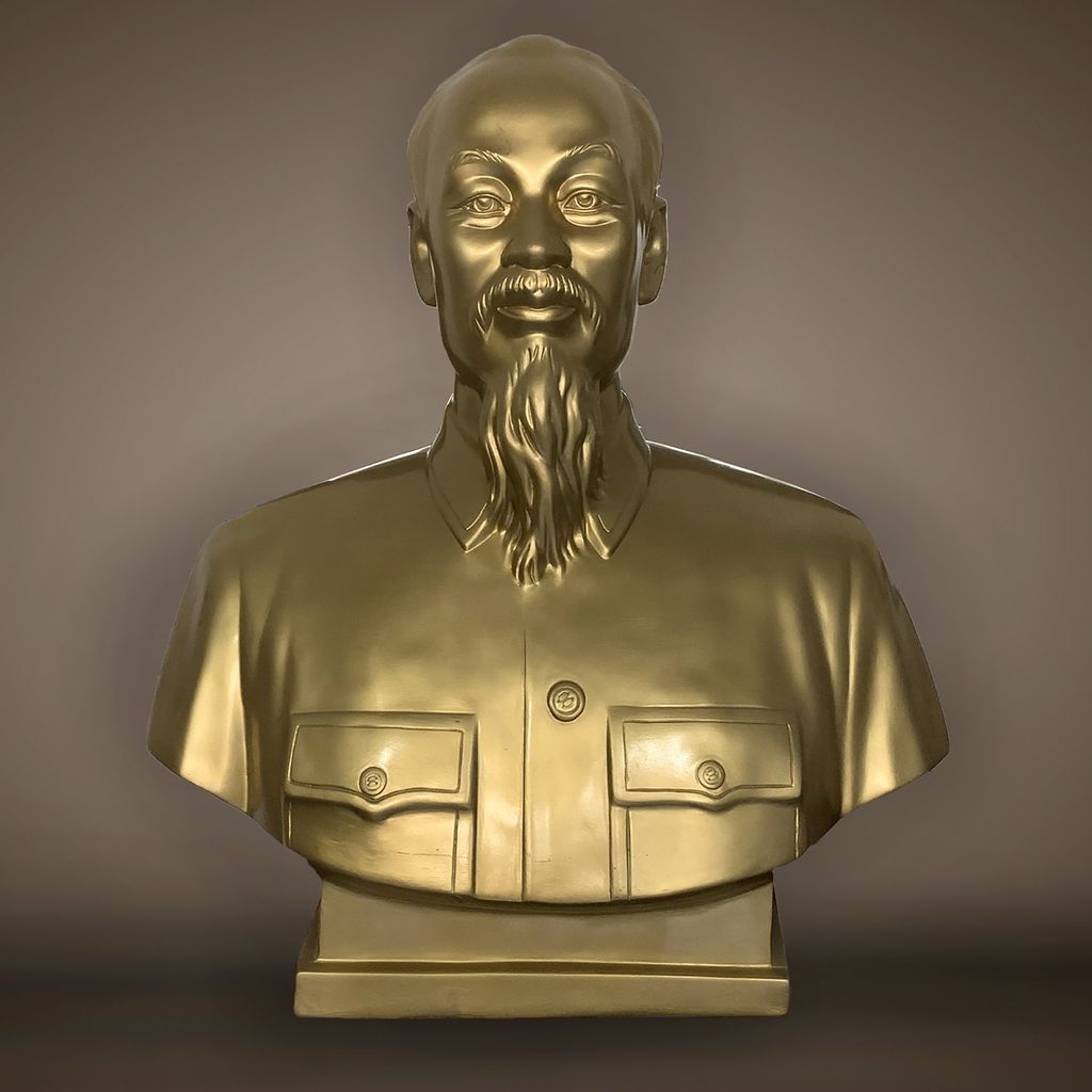 Tượng Bác Hồ