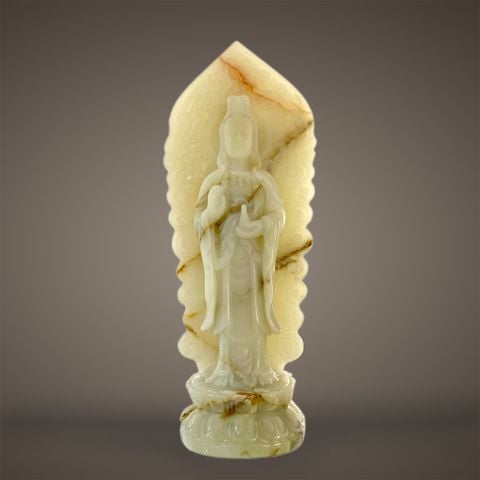 Tượng Phật Bà Quan Âm Đứng Lục Ngọc