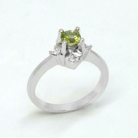 Nhẫn Peridot - PE093