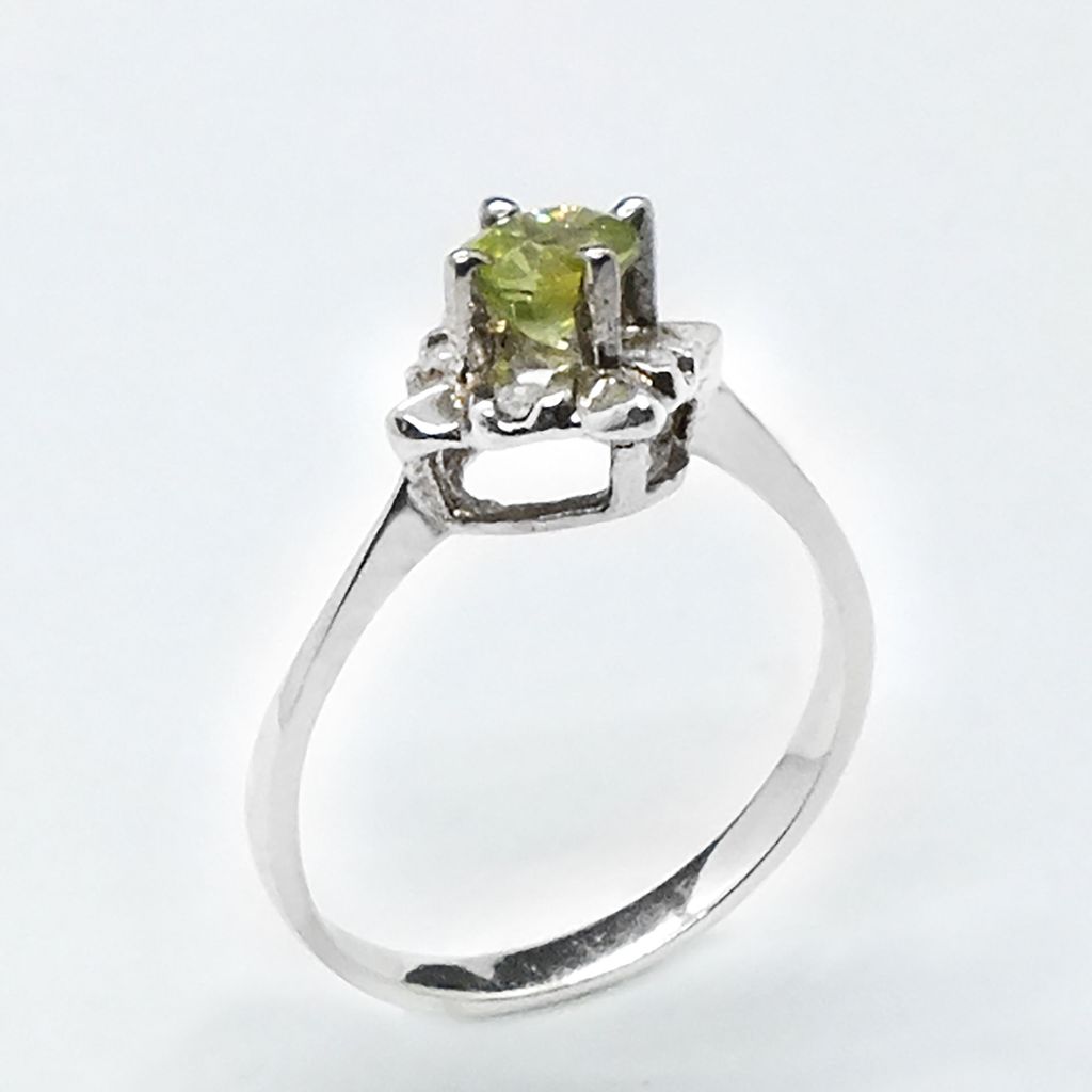 Nhẫn Peridot - PE016
