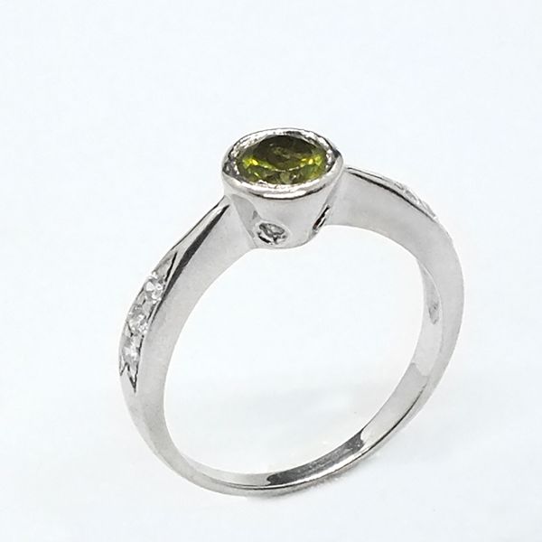Nhẫn Peridot - PE026