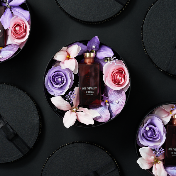  Set quà tinh dầu hương Hoa hồng - Into the Valley of Roses 