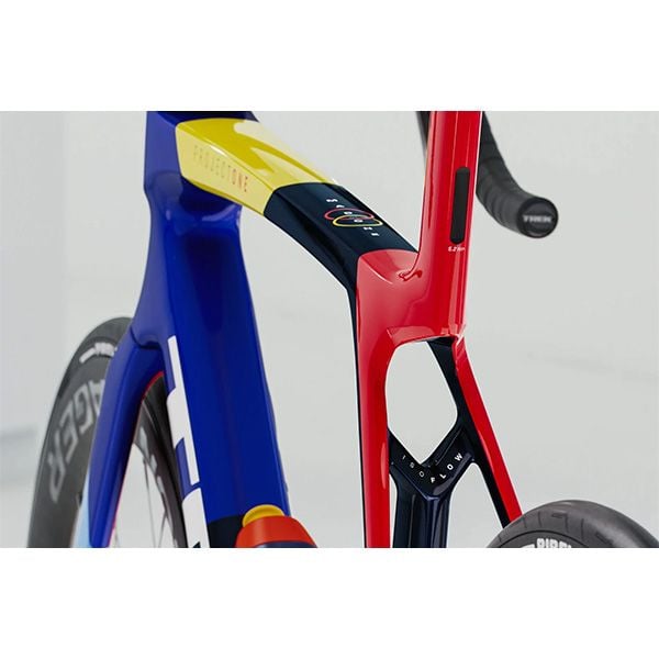  Trek Madone SLR 7 AXS [Gen 8] 