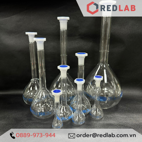 Bình định mức trắng BIOHALL 1 2 5 10 20 25 50 100 200 250 500 ml 1L 2L 5L 10L, class A, nút nhựa, vạch sơn xanh, có VAT