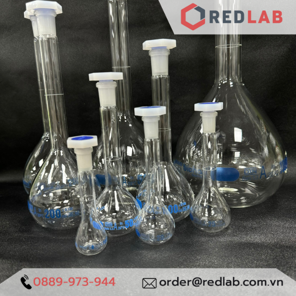 Bình định mức trắng BIOHALL 1 2 5 10 20 25 50 100 200 250 500 ml 1L 2L 5L 10L, class A, nút nhựa, vạch sơn xanh, có VAT