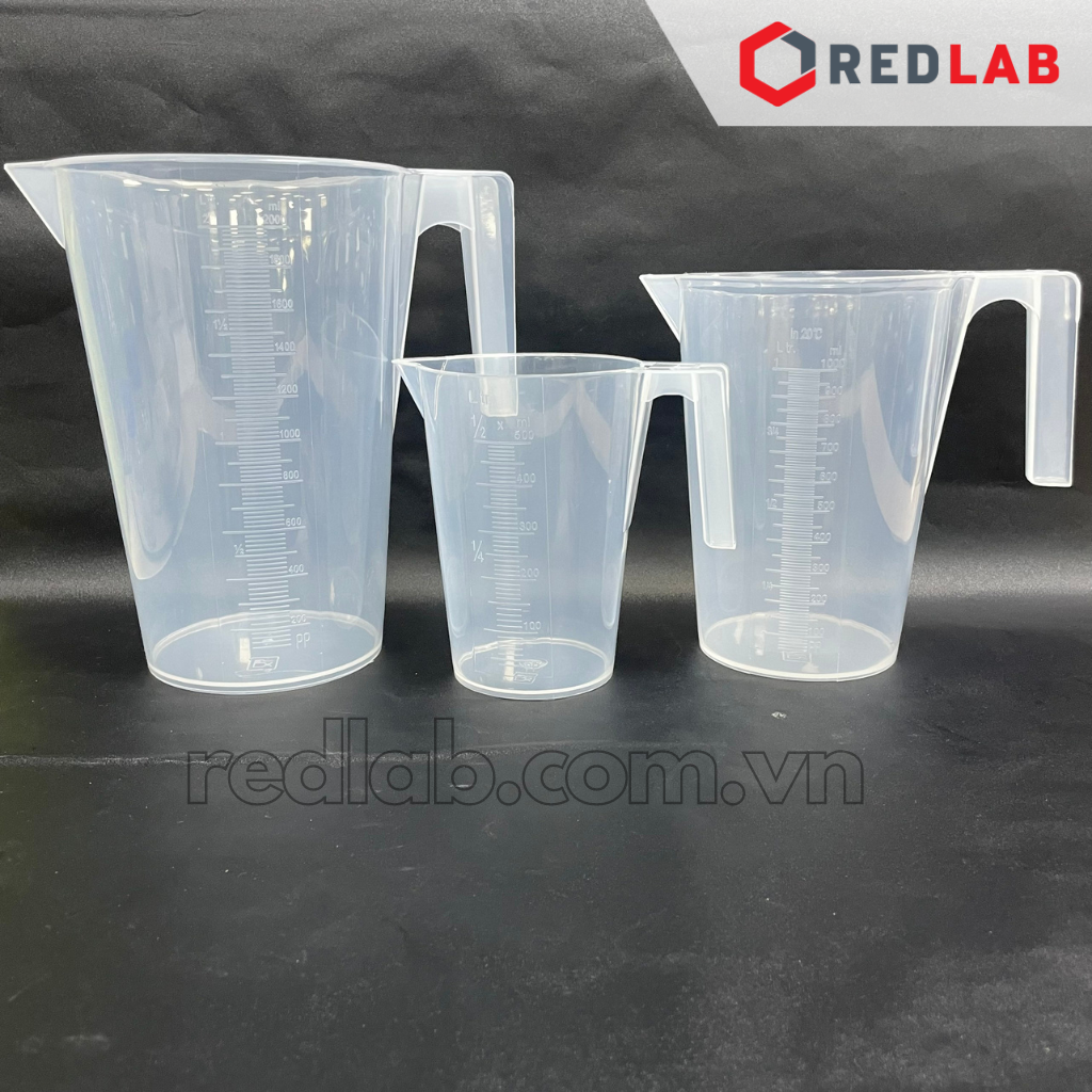 Ca nhựa PP có quai nửa, có mỏ, vạch khắc nổi trắng GENLAB 500 1000 2000 ml, hấp tiệt trùng, có VAT