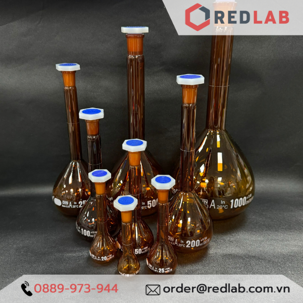 Bình định mức Nâu BIOHALL 1 2 5 10 20 25 50 100 200 250 500 ml 1L 2L 5L 10L, class A, nút nhựa, vạch sơn trắng, có VAT