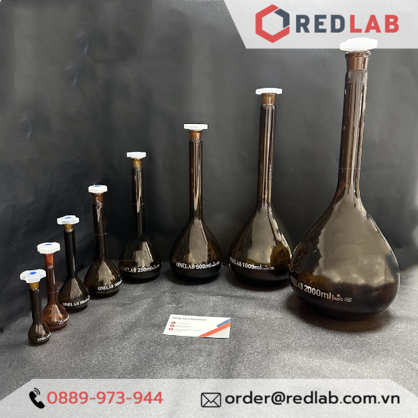 Bình định mức Nâu nút nhựa ONELAB 10 25 50 100 250 500 1000 2000 ml, dùng định mức mẫu thí nghiệm, có VAT