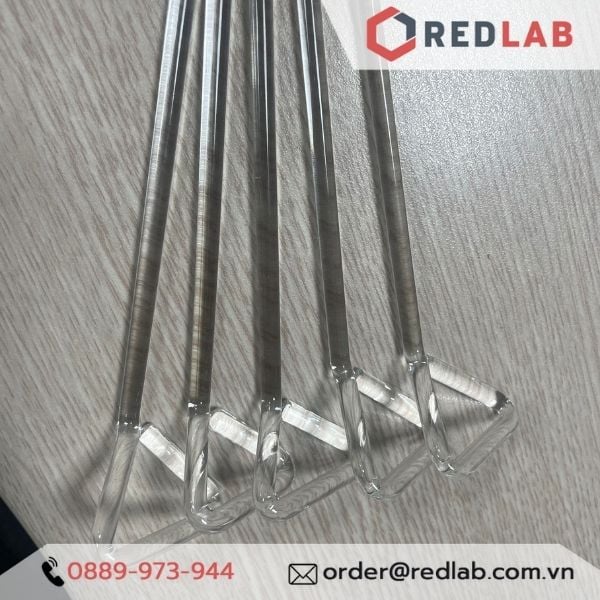 Que trang thủy tinh (que cấy trải vi sinh / que tam giác) dùng trong thí nghiệm nuôi cấy nấm men vi sinh, có VAT