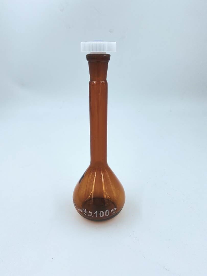 BÌNH ĐỊNH MỨC NÂU NÚT NHỰA 50ML 100ML, HÃNG GENLAB