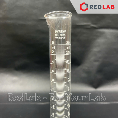 Ống đong thuỷ tinh PYREX 2 thang đo Class A 25 50 100 250 500 1000 ml, đế lục giác chia vạch trắng, borosilicate, có VAT