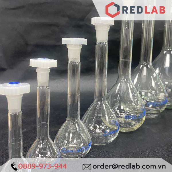 Bình định mức trắng nút nhựa ONELAB 10 20 25 50 100 200 250 500 1000 2000 ml, dùng định mức mẫu thí nghiệm, có VAT