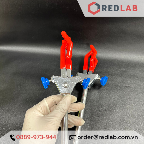 Kẹp bình cầu 3 càng Genlab, khẩu độ 70mm, dùng cho các thí nghiệm hoá học, có VAT