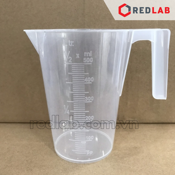Ca nhựa PP có quai nửa, có mỏ, vạch khắc nổi trắng GENLAB 500 1000 2000 ml, hấp tiệt trùng, có VAT