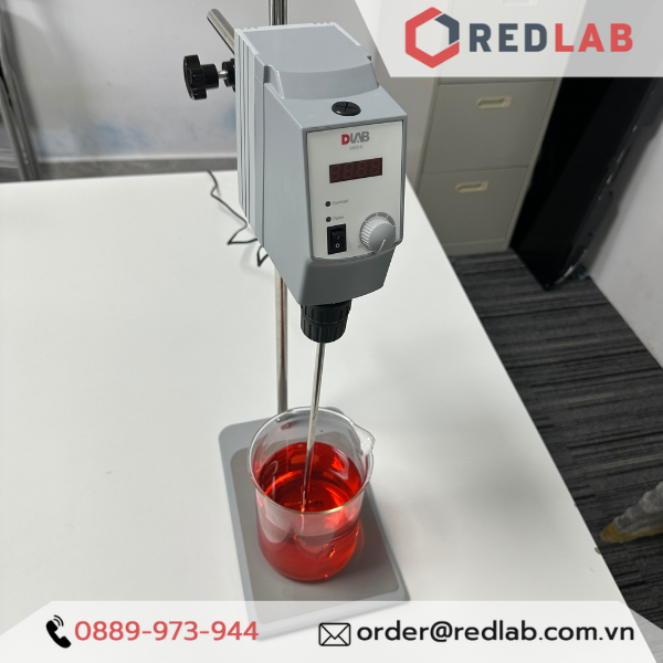 Máy khuấy đũa 20L DLAB OS20-S Package, max 2200rpm, 40Ncm, màn hình LED, gồm chân giá, kẹp & cánh khuấy, có VAT