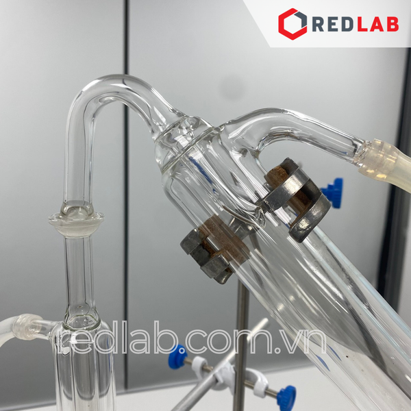 ​​​​​​​Bộ chưng cất Markham gồm Bình cầu 2L, phễu rót, thân chưng cất, sinh hàn thẳng, bình tam giác và phụ kiện, có VAT