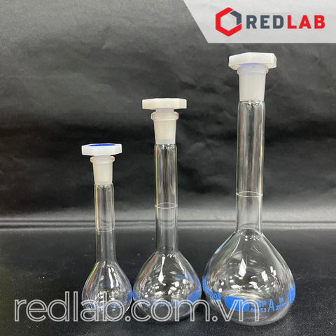 Bình định mức trắng class A, tiêu chuẩn USP, nút nhựa Vạch sơn xanh hãng BIOHALL 1 2 5 10 20 25 50 100 200 250 500 1000 2000 5000 10000 ML, có VAT - REDLAB