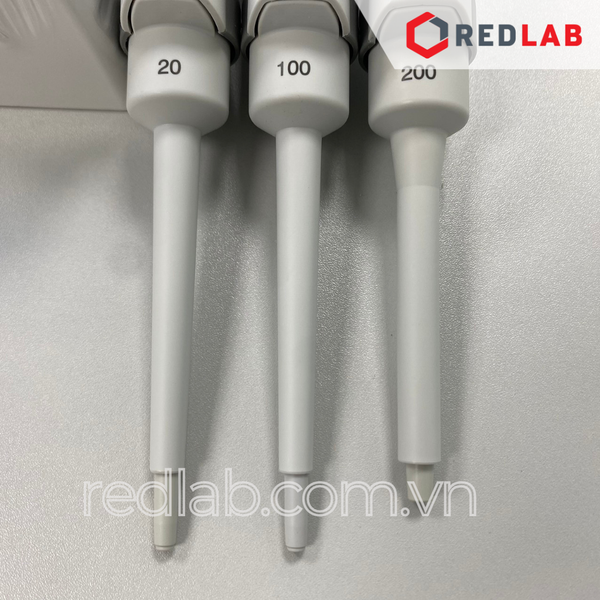 Micropipet đơn kênh Research Plus EPPENDORF điều chỉnh thể tích, hấp autoclave 121°C, 20 phút toàn bộ, có VAT