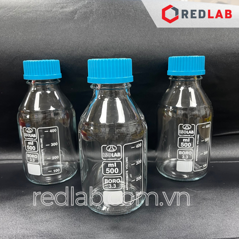 Chai trung tính ISOLAB thuỷ tinh borosilicate trắng, nắp vặn PP xanh GL45, chia vạch trắng, 500ml, có VAT - redlab