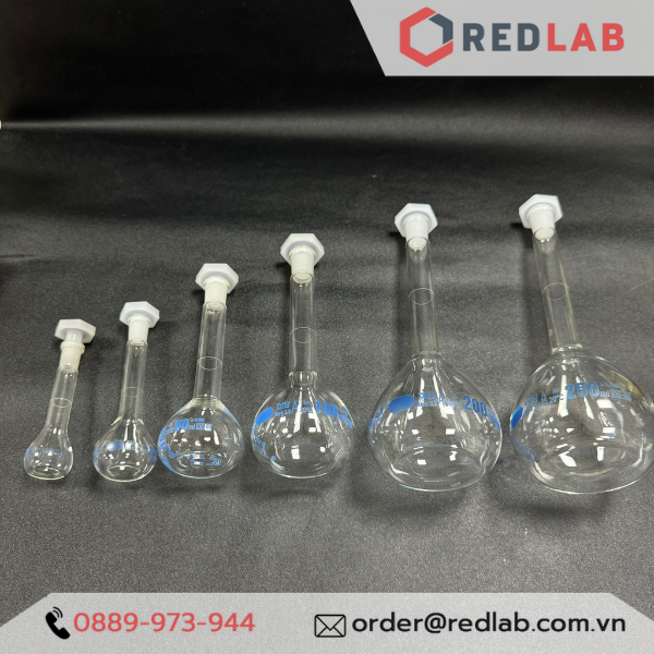 Bình định mức trắng BIOHALL 1 2 5 10 20 25 50 100 200 250 500 ml 1L 2L 5L 10L, class A, nút nhựa, vạch sơn xanh, có VAT