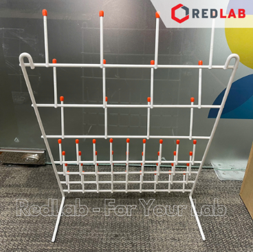 Giá phơi dụng cụ thí nghiệm 1 mặt ONELAB 48 vị trí, thép bọc nhựa, giá đỡ vật tư phòng lab tự đứng, có VAT