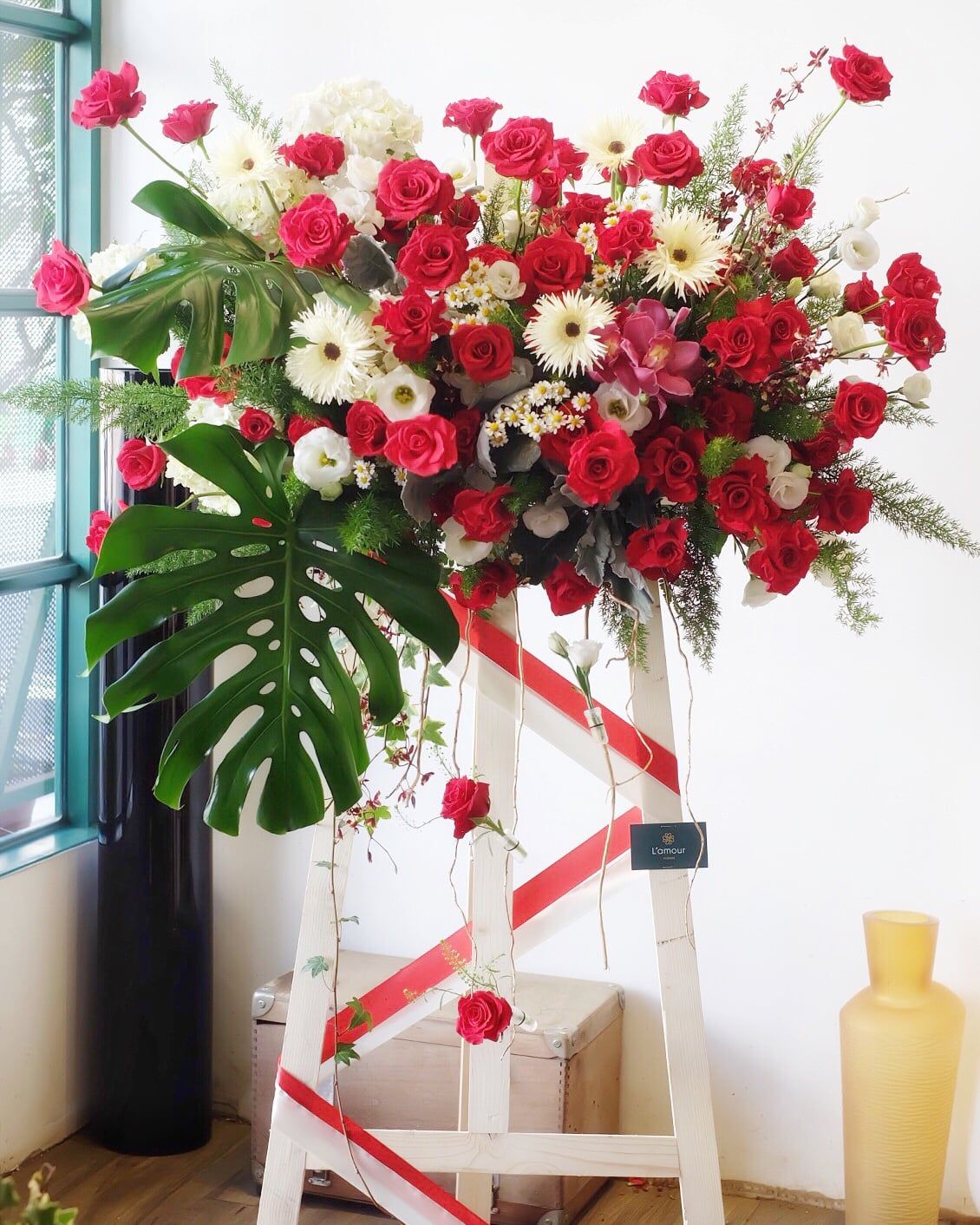  Kệ hoa chúc mừng 001 