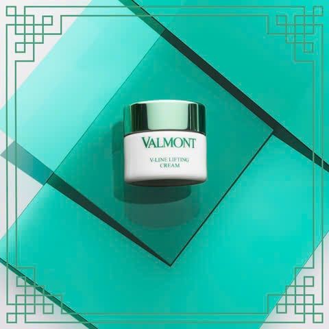  V-Line liệu pháp chống nhăn chống lão hoá của nhà VALMONT 