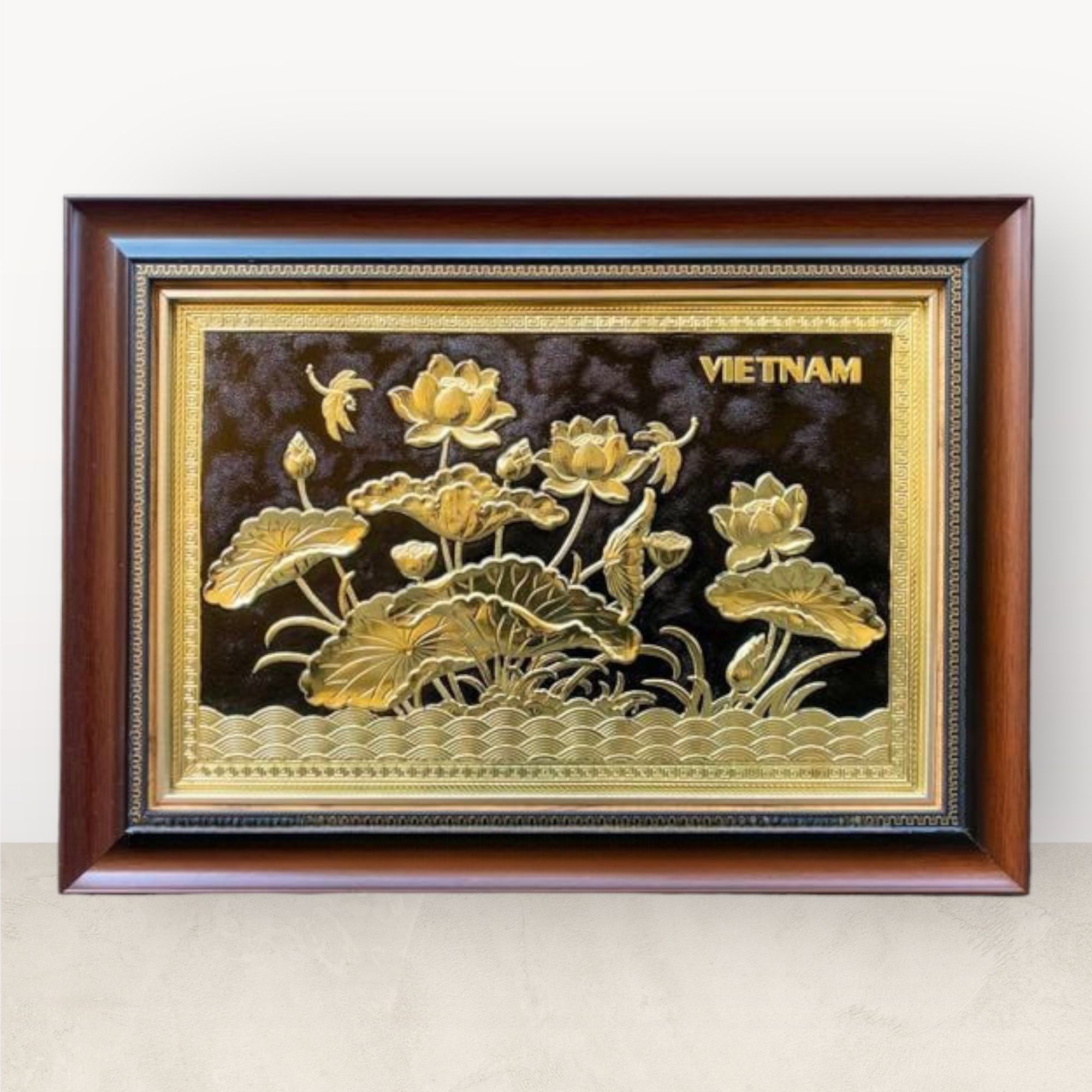  Tranh để bàn hoa sen đồng vàng 38x54cm 