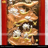  Tranh Hoa sen kích thước 51x78cm dát vàng bạc 10K nền đen khung gỗ sồi 