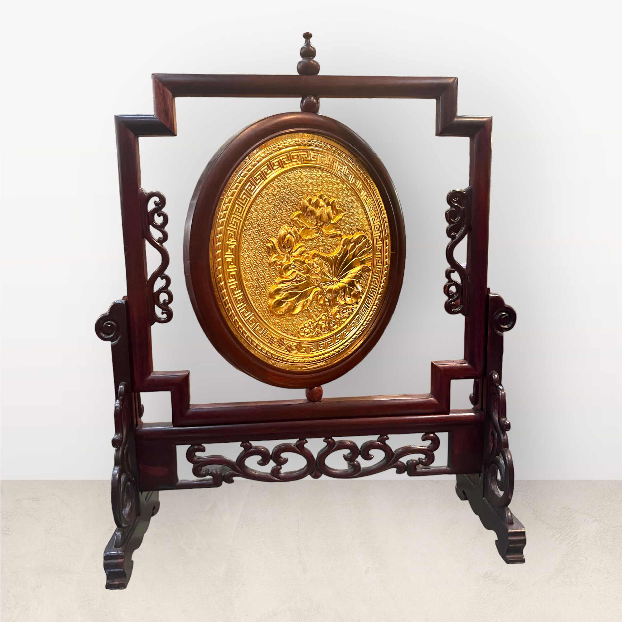  Tranh để bàn hoa sen đồng vàng mạ vàng 24K đk 20cm mẫu 7 