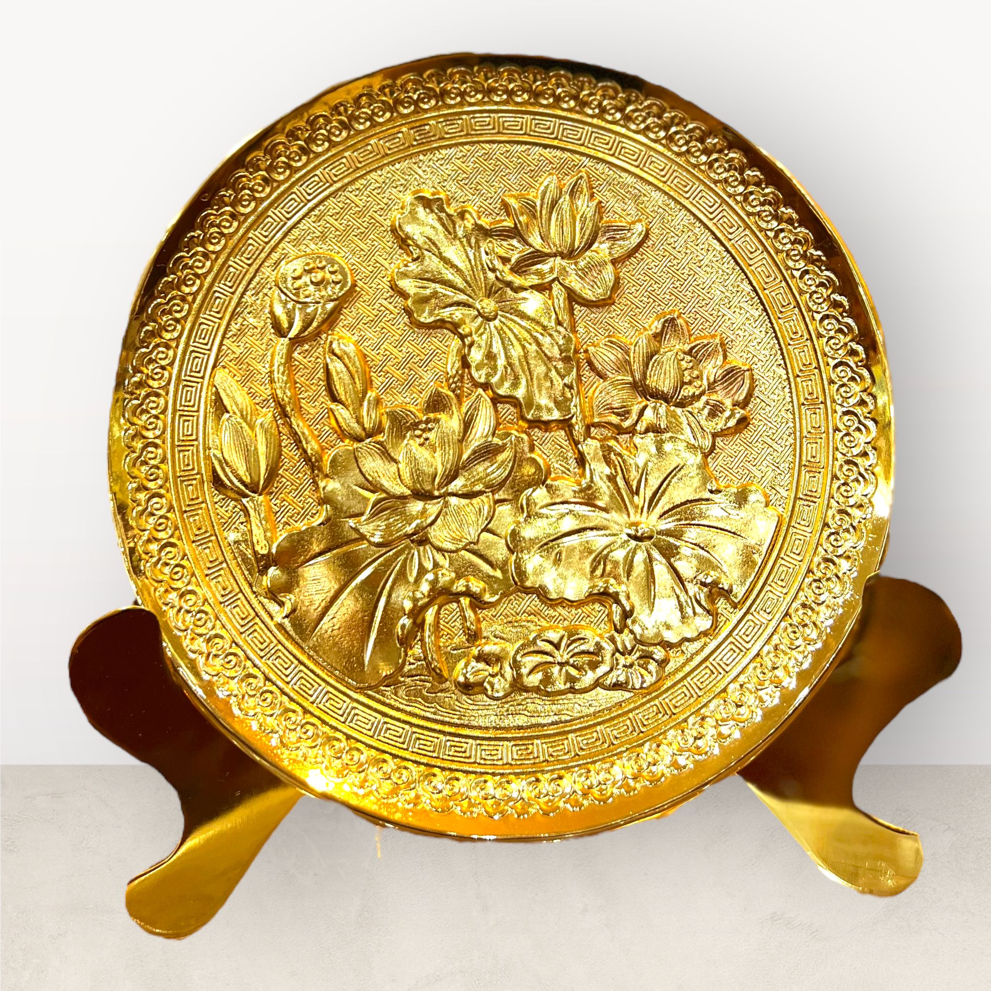  Tranh để bàn hoa sen đĩa đồng vàng mạ vàng 24K đk 20cm mẫu 1 
