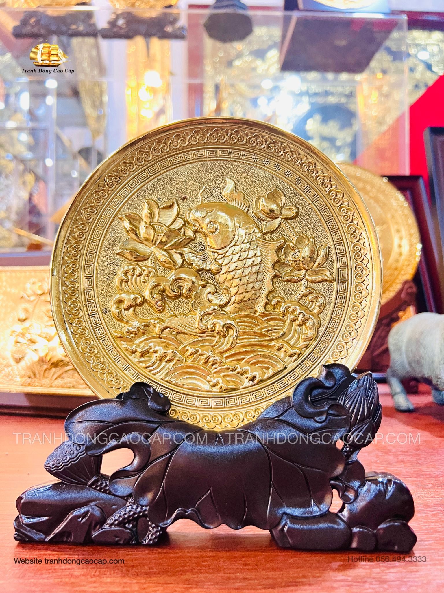  Tranh Đĩa Cá Chép Hoa Sen Để Bàn Mạ Vàng 24k ( đường kính 19cm ) 