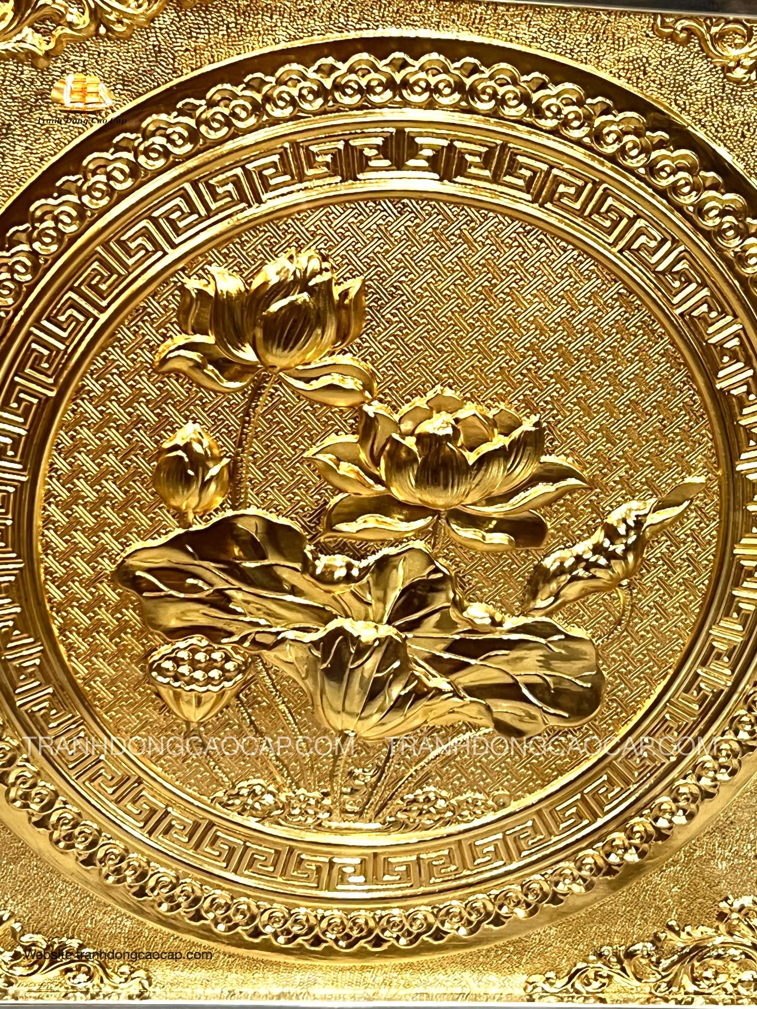  Tranh Hoa Sen Mạ Vàng 24K ( kích thước 42cm x 42cm ) 