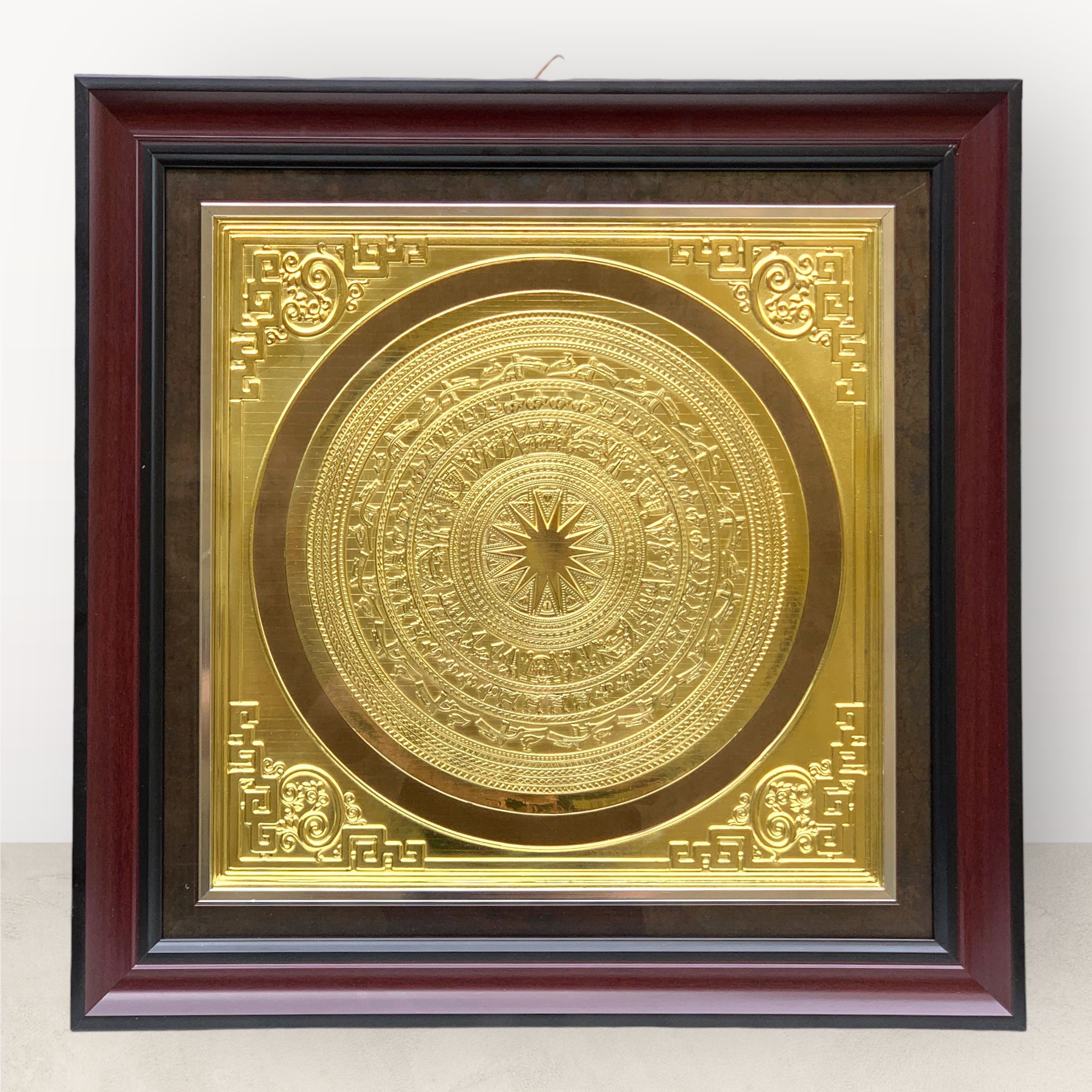  Tranh mặt trống đồng vàng 52x52cm 