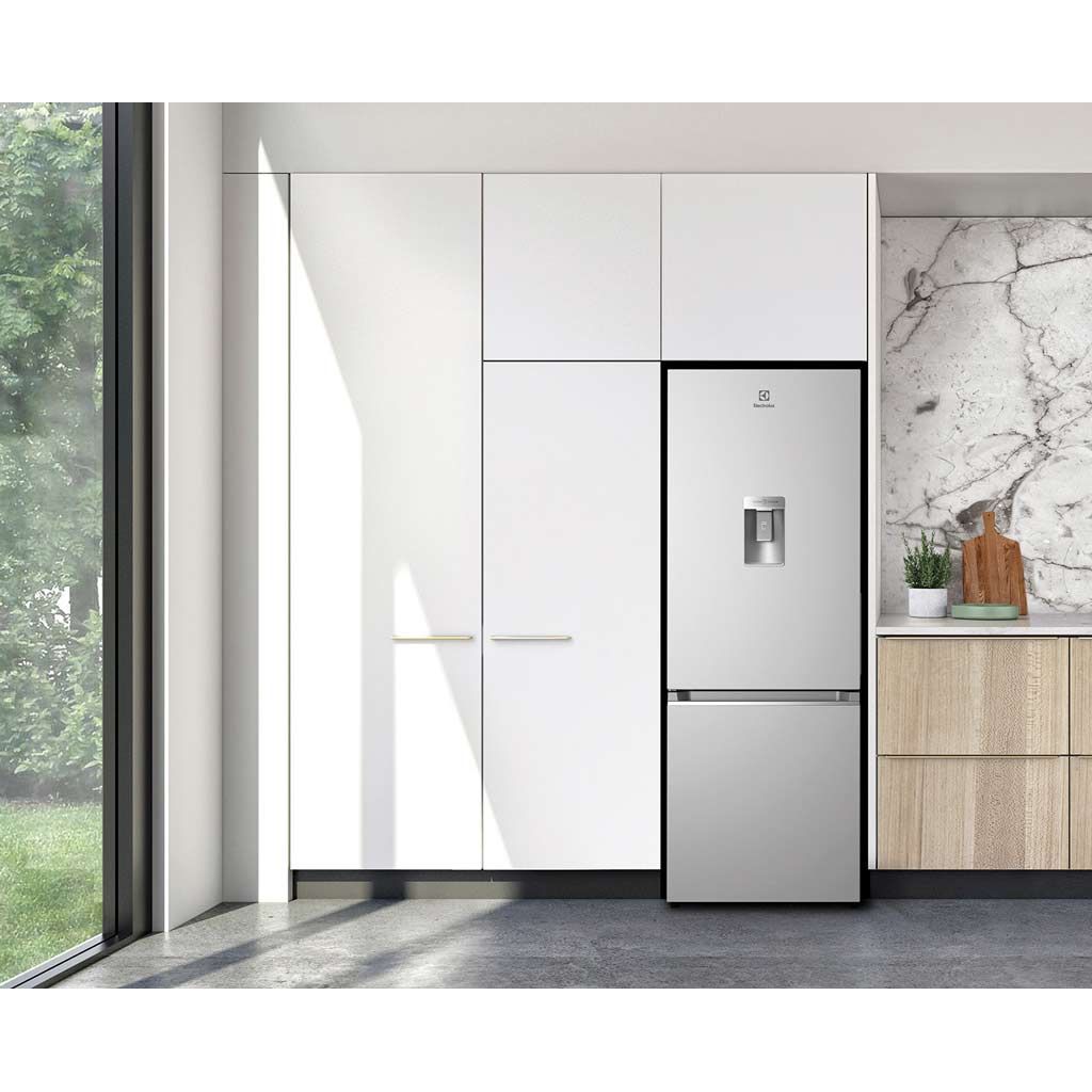 Tủ lạnh Electrolux Inverter 308 lít EBB3442K-A