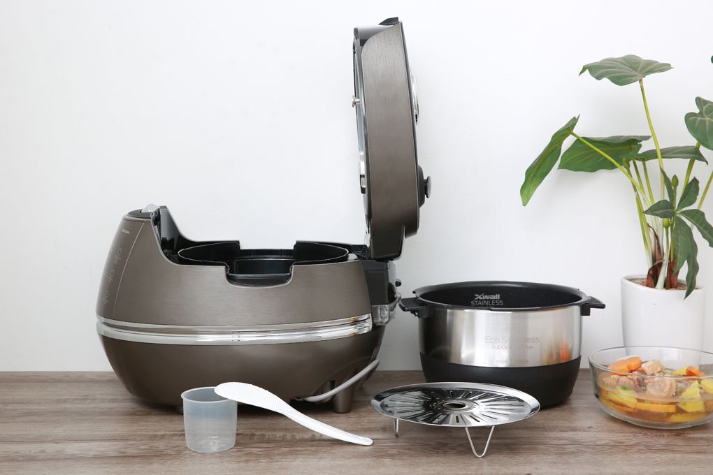 Nồi cơm điện cao tần Cuckoo 1.8 lít CRP- CHSS1009FN