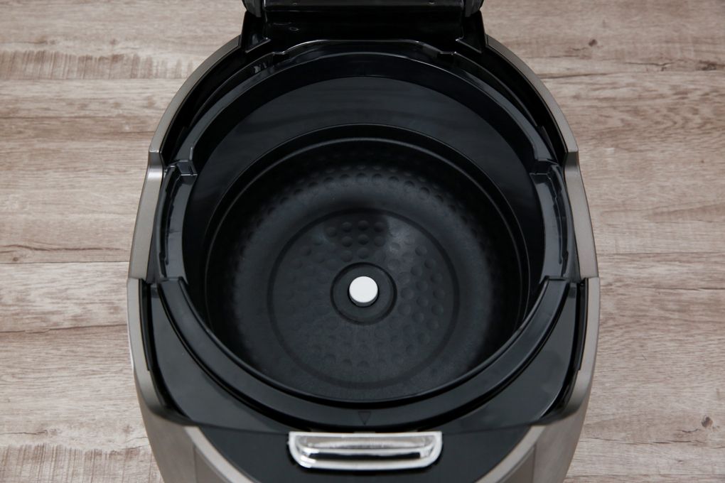 Nồi cơm điện cao tần Cuckoo 1.8 lít CRP- CHSS1009FN